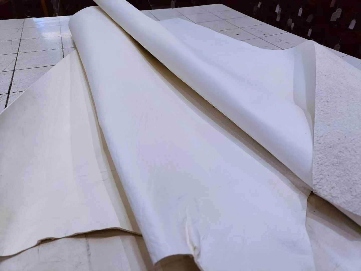 牛革 野球ボール革 白