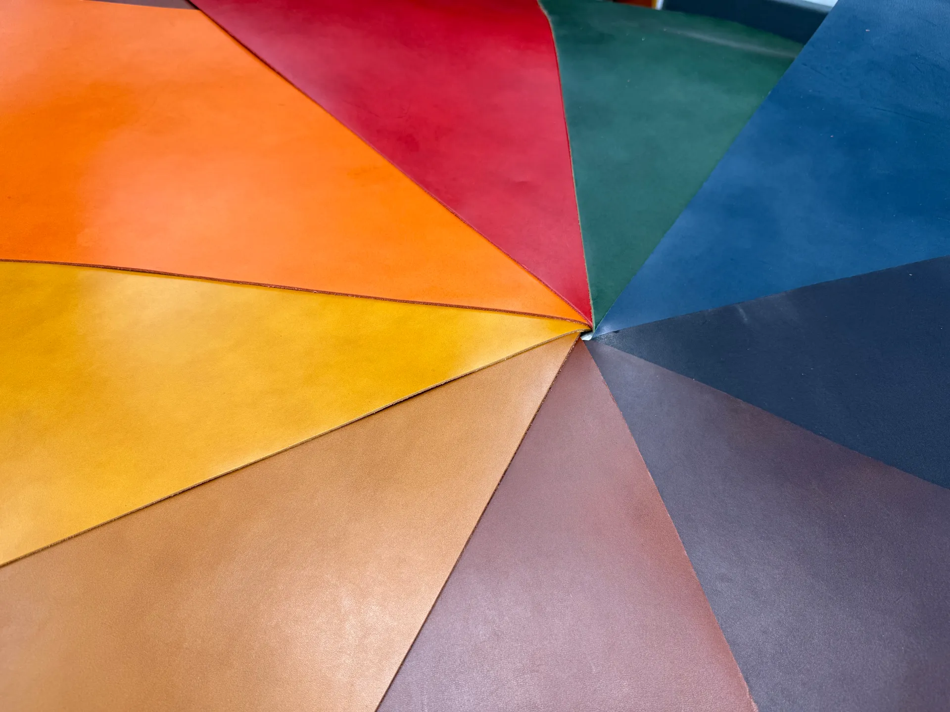 姫路ヌメ アニリン仕上げ アビチカラー9色